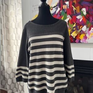 Gray and White Striped Crew Neck Sweater. Ptp 21” lenght 25”Plus size